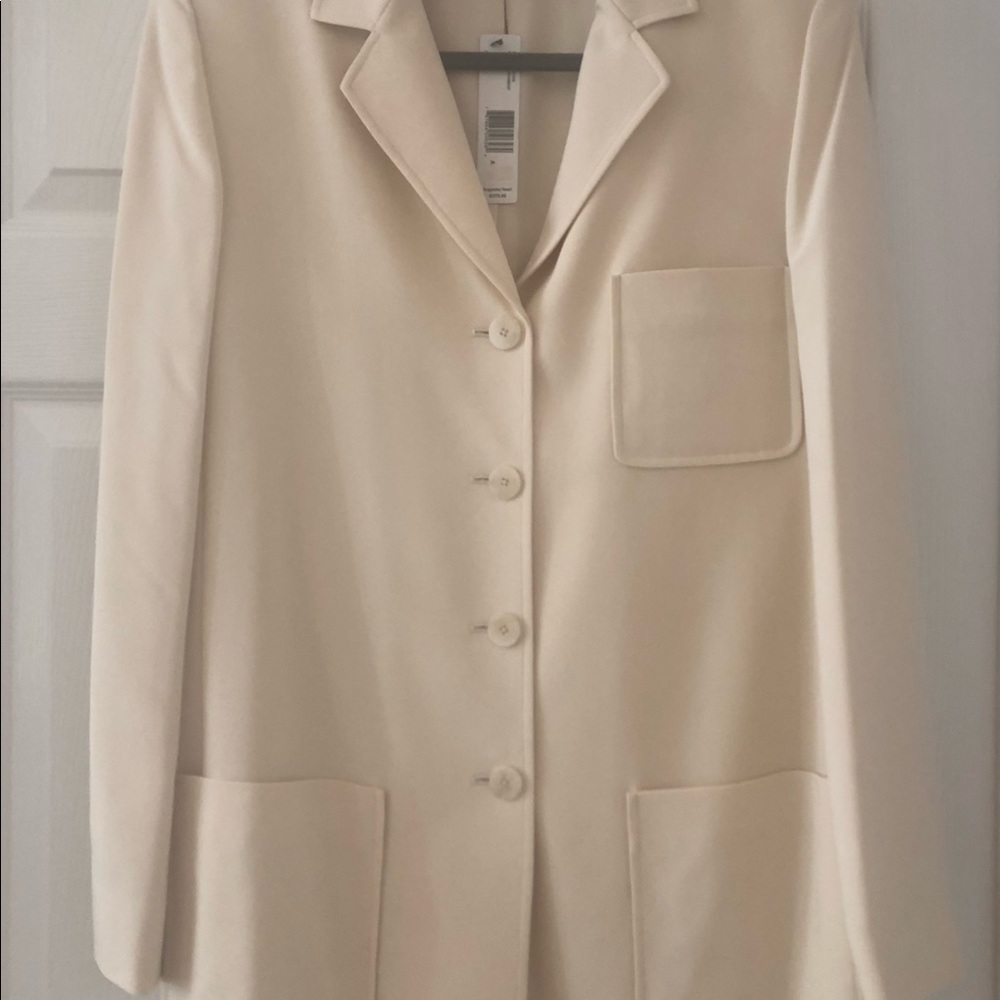 Light cream  silk jacket by Linda Allard /Ellen Tracy .Size 10